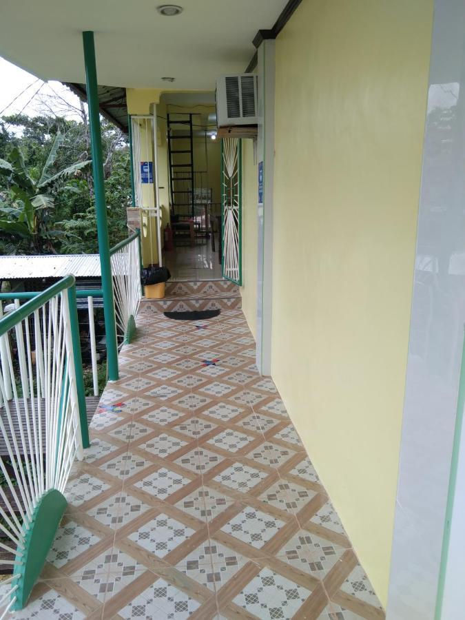 Rms Travellers Inn Poro Zewnętrze zdjęcie